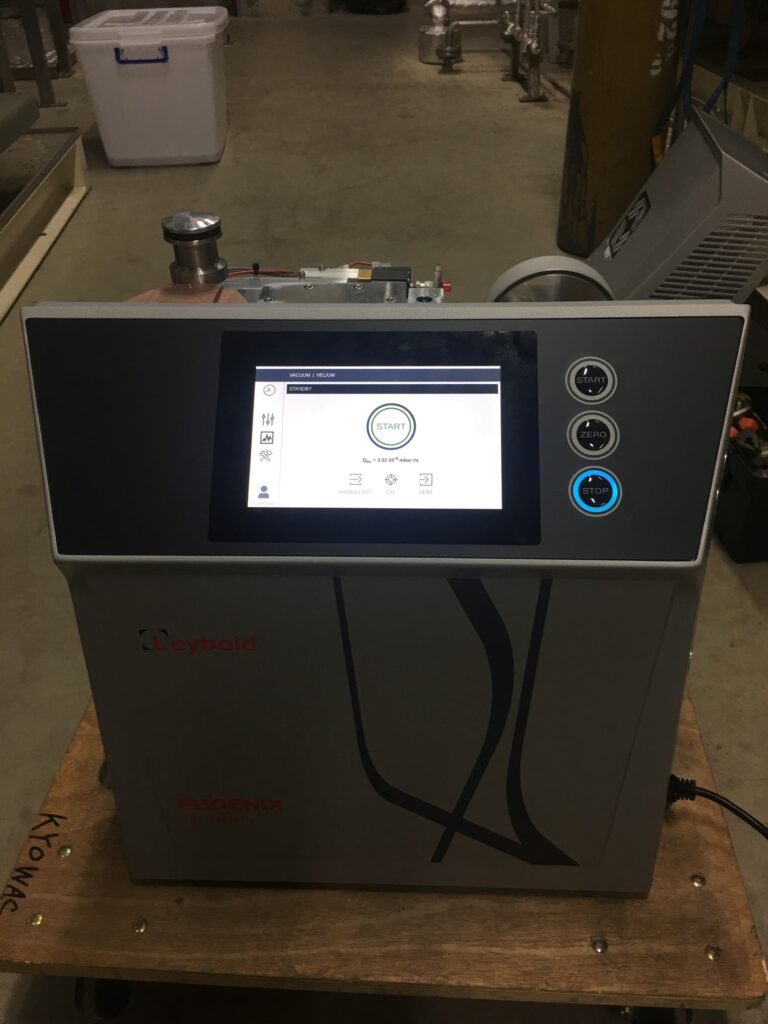 Leybold Phoenix Quadro (3)