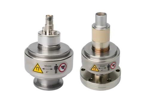 9895_MAG050_060_070_11_2023